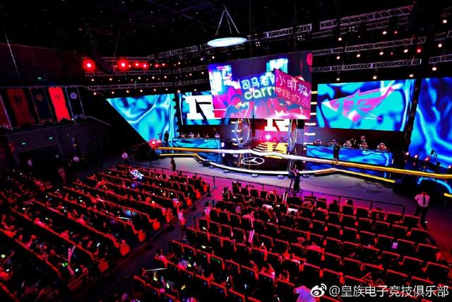  尼斯主场灯光故障导致比赛中断半小时  